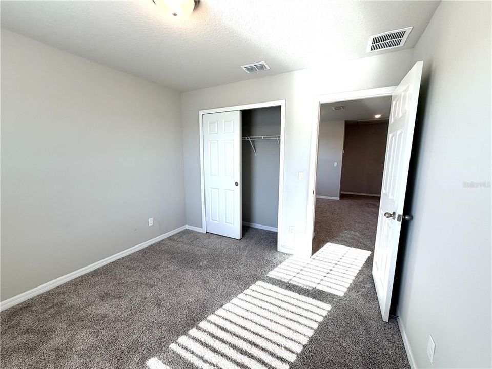 For Sale: $309,900 (3 beds, 2 baths, 1715 Square Feet)