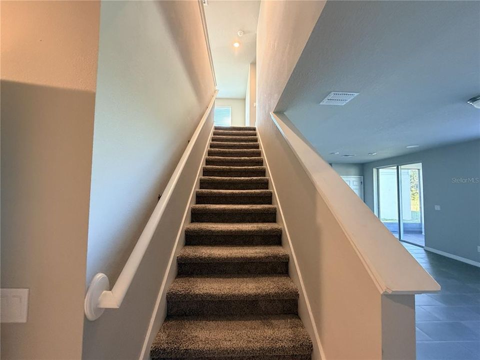 For Sale: $309,900 (3 beds, 2 baths, 1715 Square Feet)