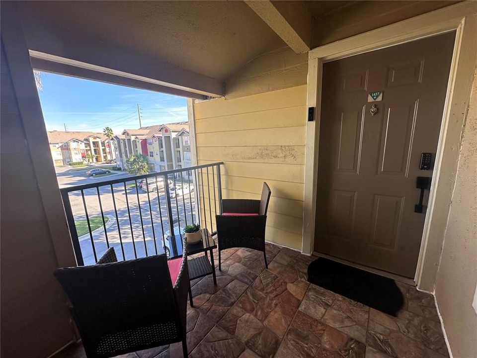 For Rent: $1,550 (1 beds, 1 baths, 530 Square Feet)