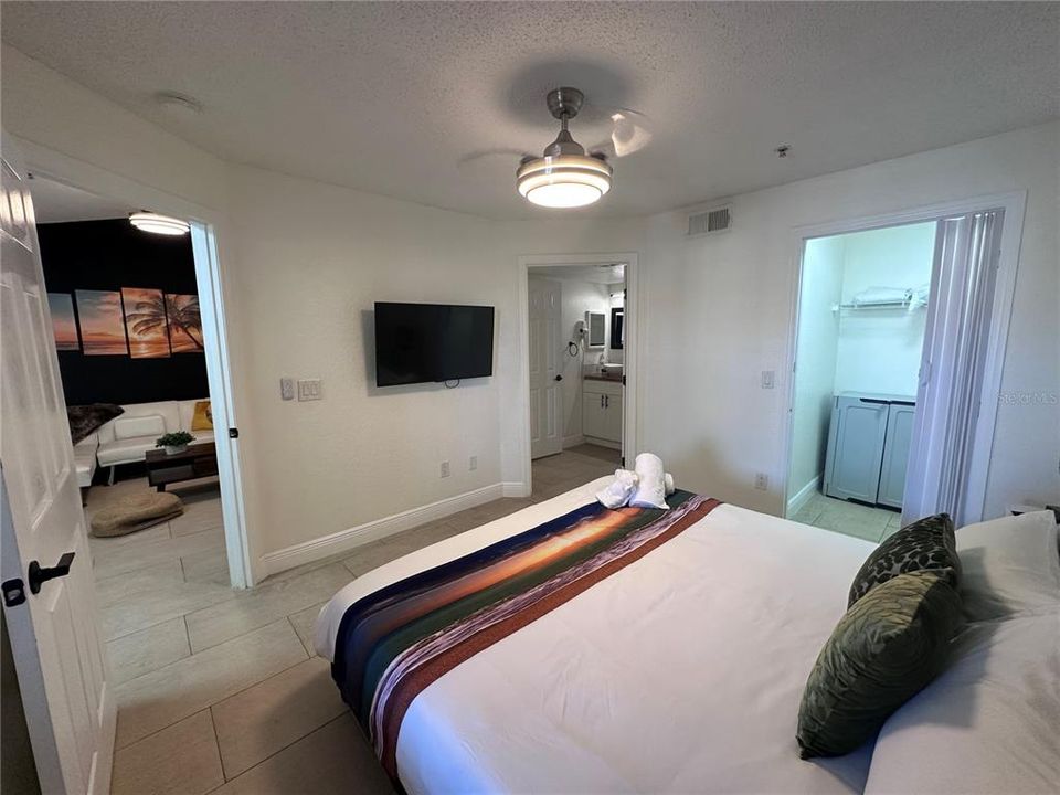 For Rent: $1,550 (1 beds, 1 baths, 530 Square Feet)