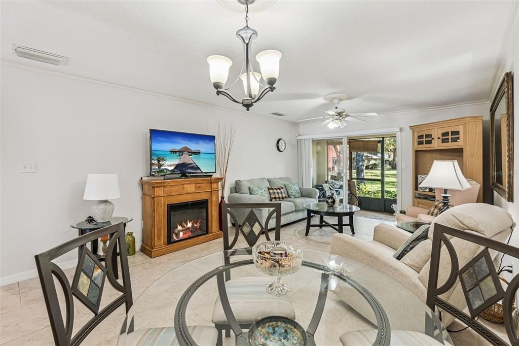 Active With Contract: $175,000 (1 beds, 1 baths, 747 Square Feet)