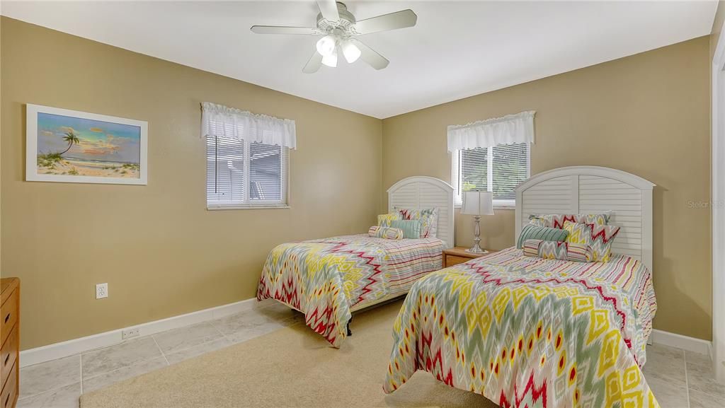 For Sale: $320,000 (3 beds, 2 baths, 1688 Square Feet)