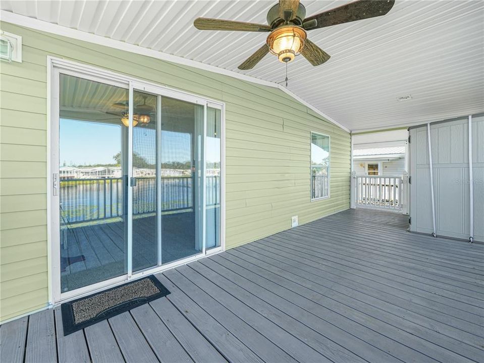 For Sale: $224,900 (2 beds, 2 baths, 840 Square Feet)