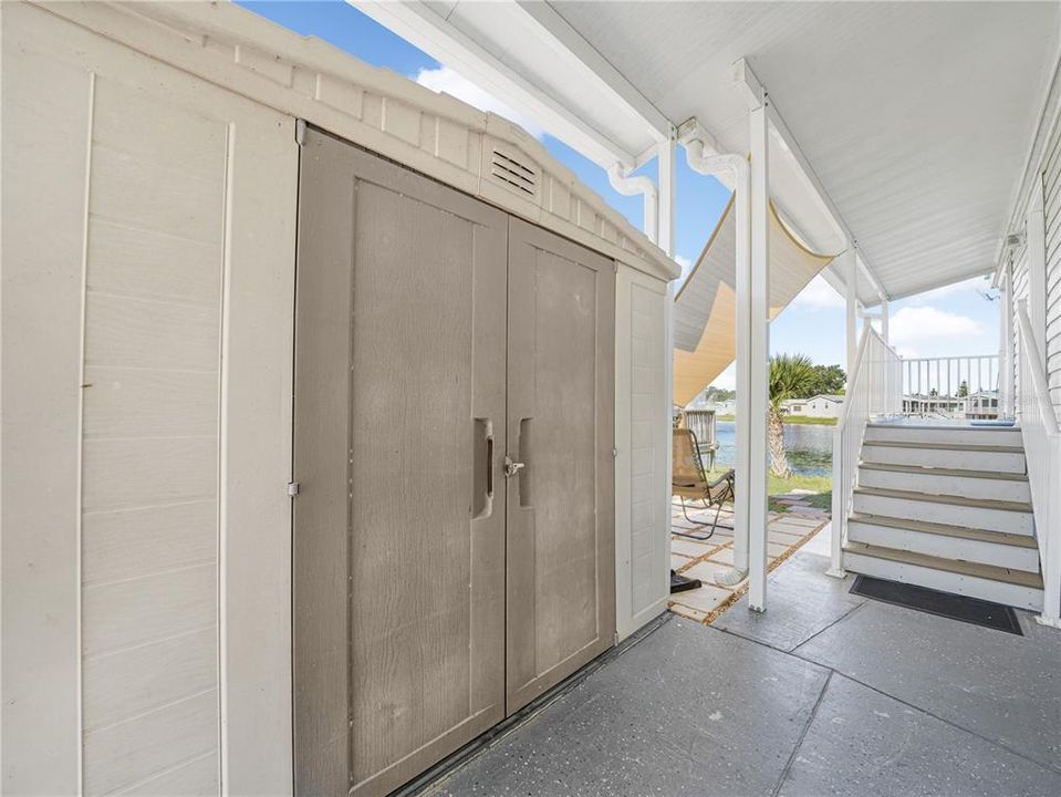 For Sale: $224,900 (2 beds, 2 baths, 840 Square Feet)