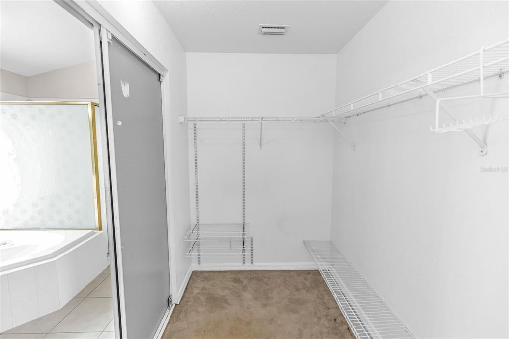 На продажу: $369,000 (3 спален, 2 ванн, 1769 Квадратных фут)