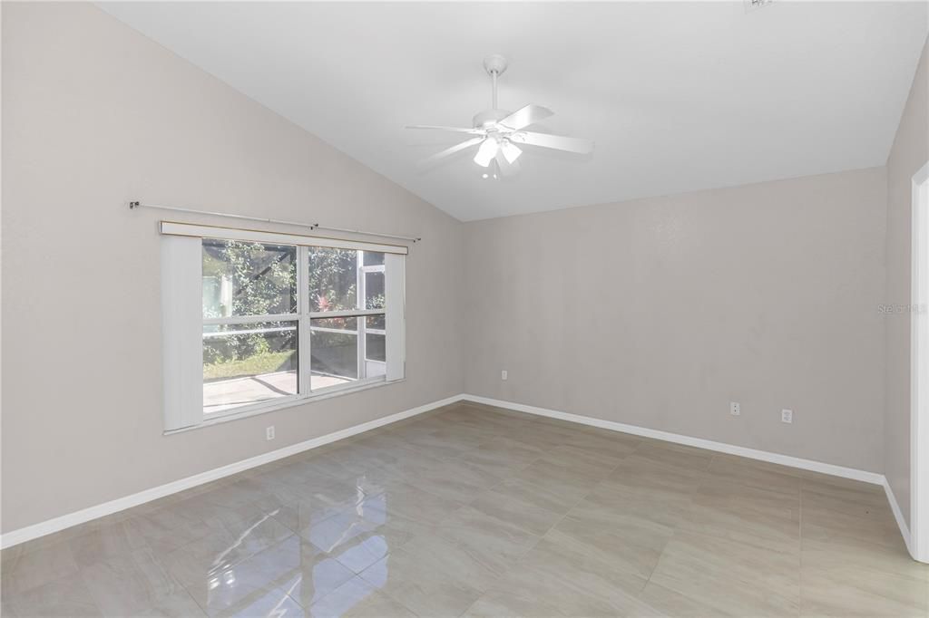 На продажу: $369,000 (3 спален, 2 ванн, 1769 Квадратных фут)