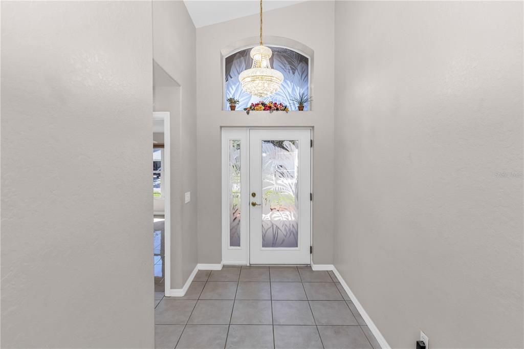 На продажу: $369,000 (3 спален, 2 ванн, 1769 Квадратных фут)