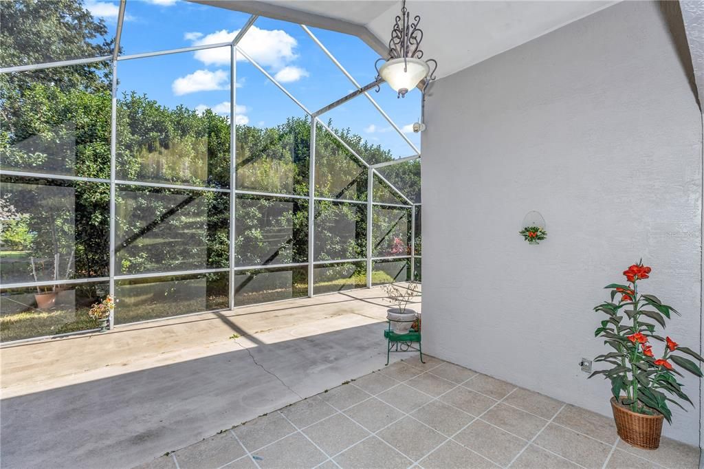 На продажу: $369,000 (3 спален, 2 ванн, 1769 Квадратных фут)