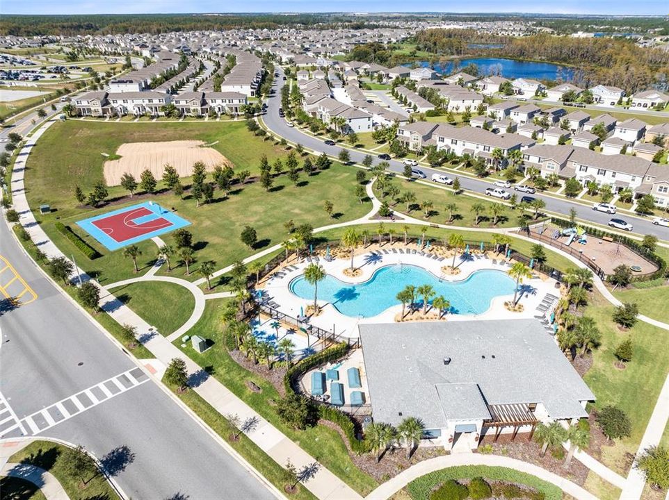 Active With Contract: $399,500 (3 beds, 2 baths, 1636 Square Feet)