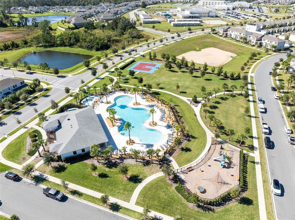 Active With Contract: $399,500 (3 beds, 2 baths, 1636 Square Feet)