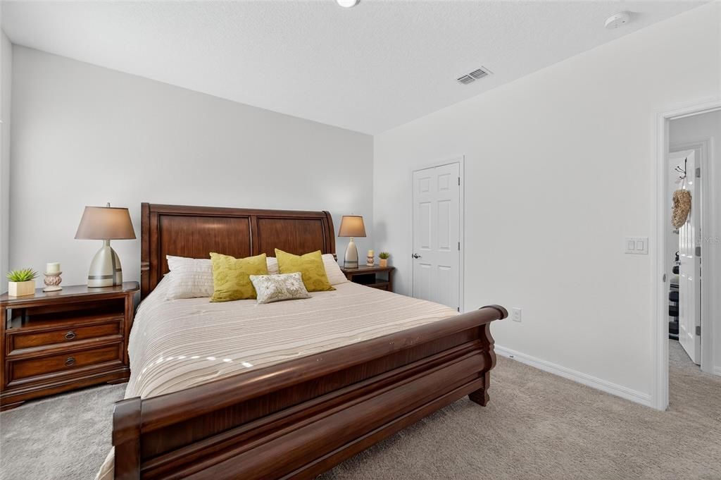 For Sale: $610,000 (4 beds, 3 baths, 3223 Square Feet)