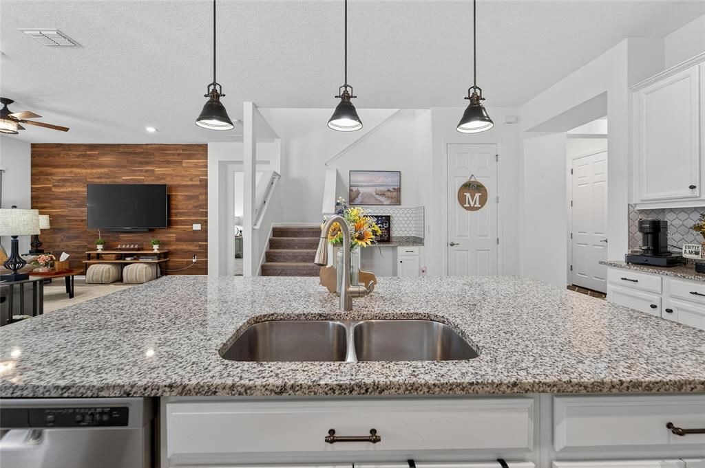 For Sale: $610,000 (4 beds, 3 baths, 3223 Square Feet)