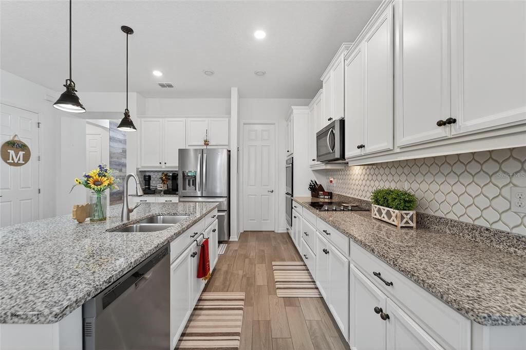 For Sale: $610,000 (4 beds, 3 baths, 3223 Square Feet)