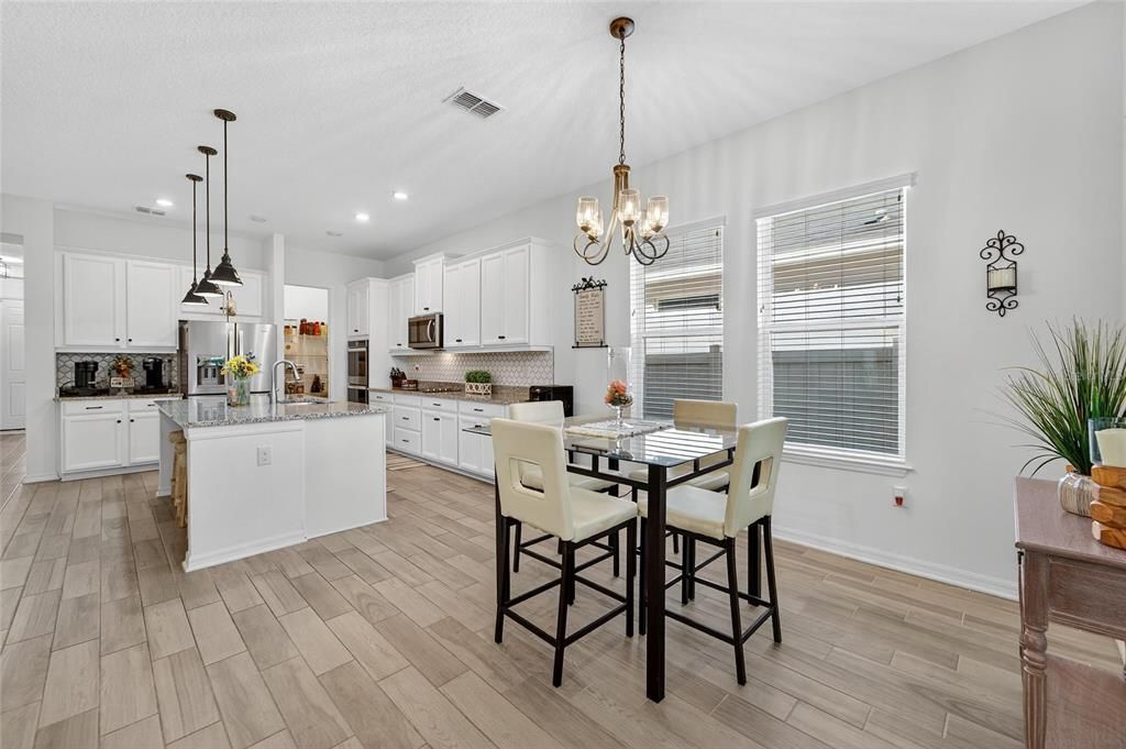 For Sale: $610,000 (4 beds, 3 baths, 3223 Square Feet)