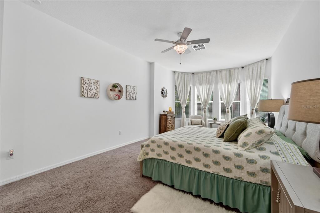 For Sale: $610,000 (4 beds, 3 baths, 3223 Square Feet)