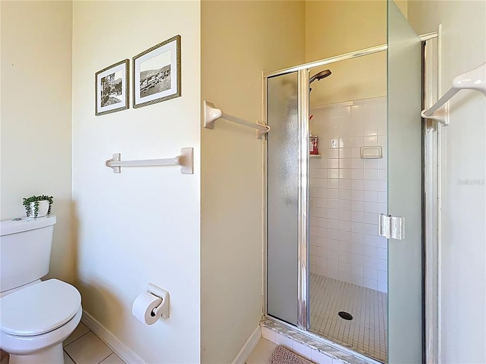 Activo con contrato: $289,000 (2 camas, 2 baños, 1406 Pies cuadrados)