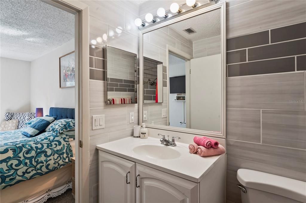 待售: $299,900 (3 贝兹, 2 浴室, 1114 平方英尺)