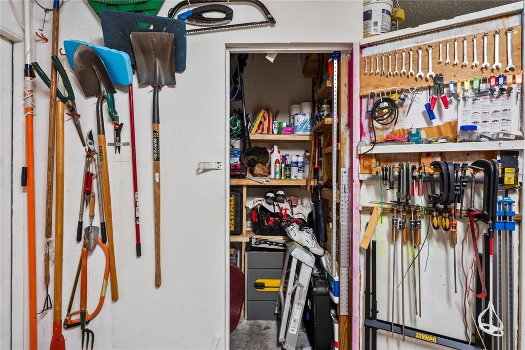 待售: $299,900 (3 贝兹, 2 浴室, 1114 平方英尺)