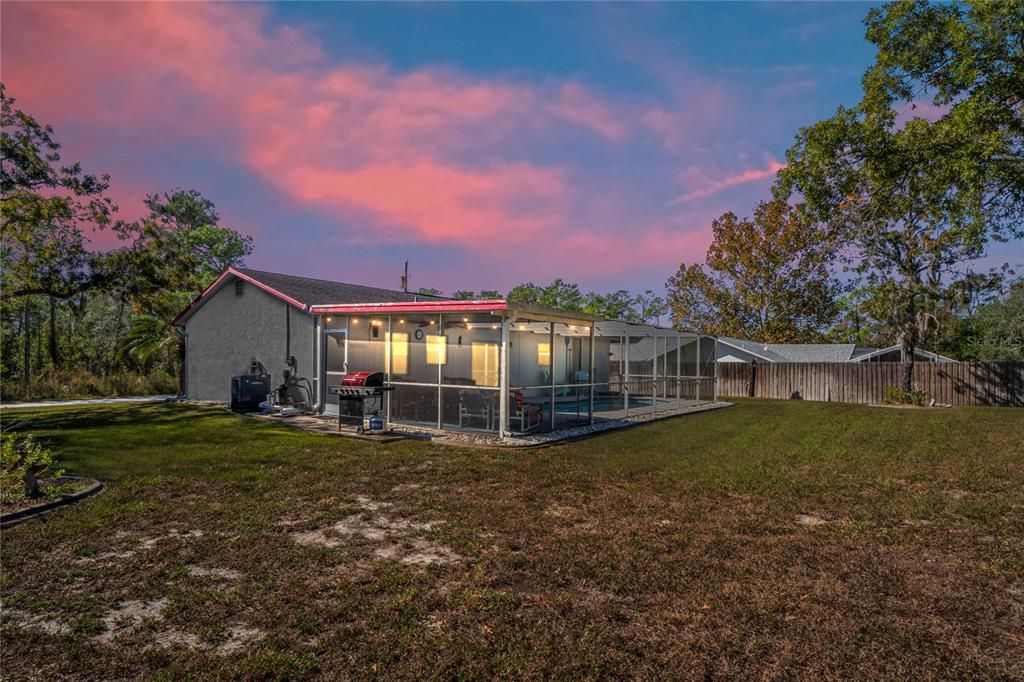 待售: $299,900 (3 贝兹, 2 浴室, 1114 平方英尺)