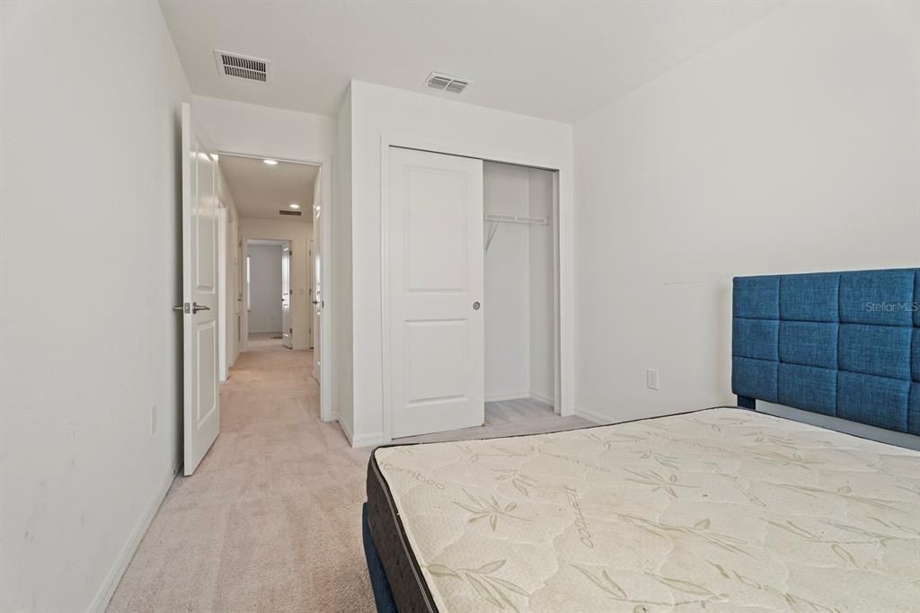 En Venta: $310,000 (3 camas, 2 baños, 1365 Pies cuadrados)