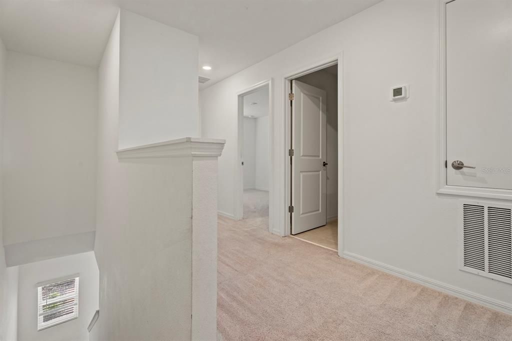 En Venta: $310,000 (3 camas, 2 baños, 1365 Pies cuadrados)