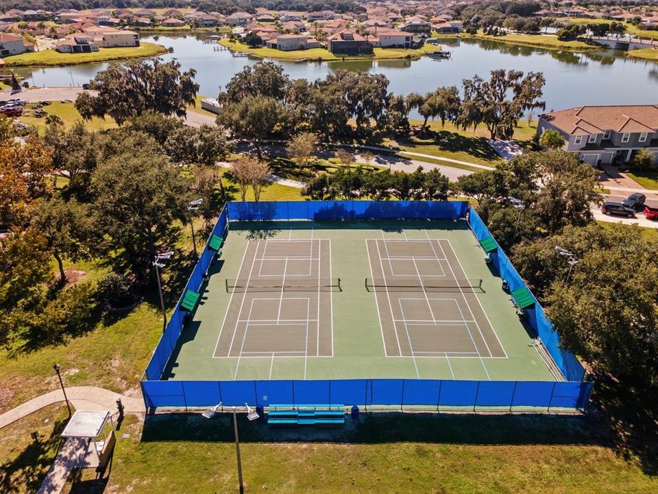 En Venta: $310,000 (3 camas, 2 baños, 1365 Pies cuadrados)