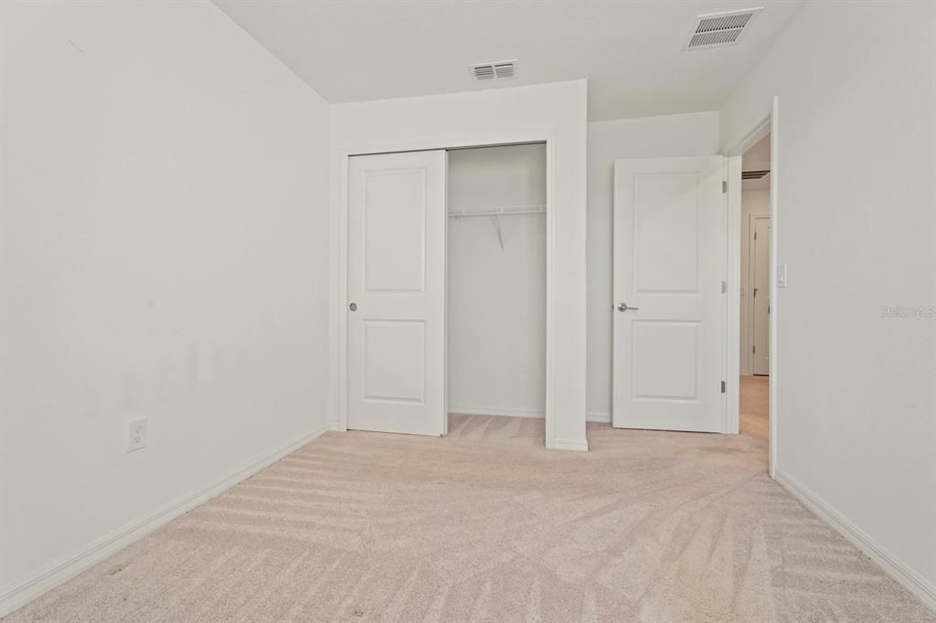 En Venta: $310,000 (3 camas, 2 baños, 1365 Pies cuadrados)