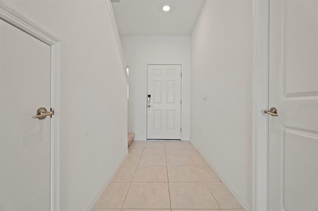 En Venta: $310,000 (3 camas, 2 baños, 1365 Pies cuadrados)