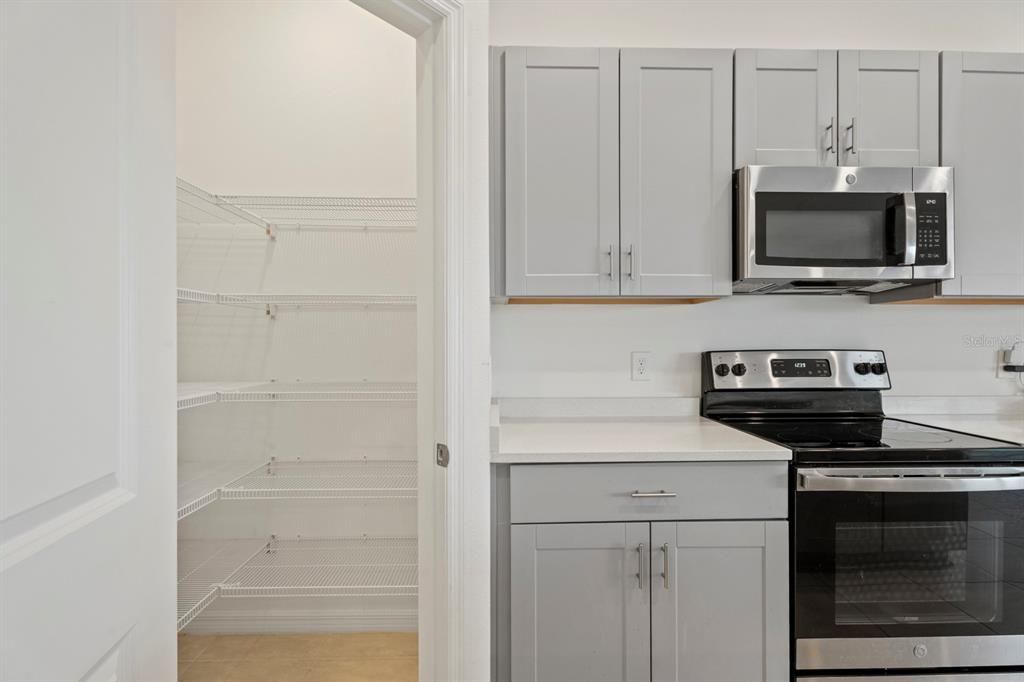 En Venta: $310,000 (3 camas, 2 baños, 1365 Pies cuadrados)