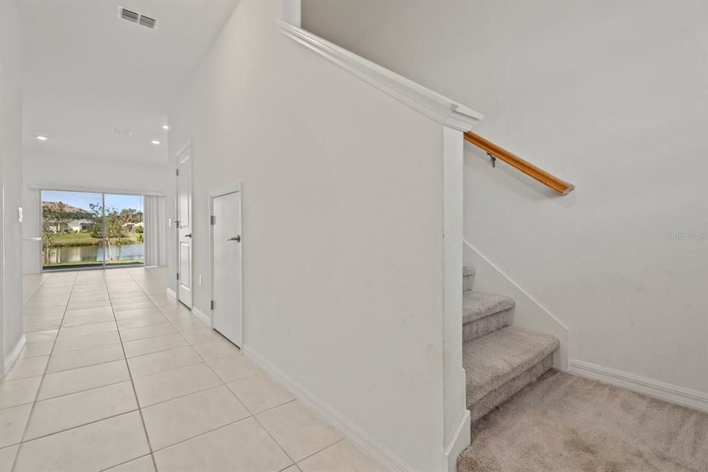 En Venta: $310,000 (3 camas, 2 baños, 1365 Pies cuadrados)