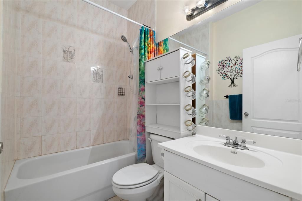 For Sale: $315,000 (4 beds, 2 baths, 1536 Square Feet)