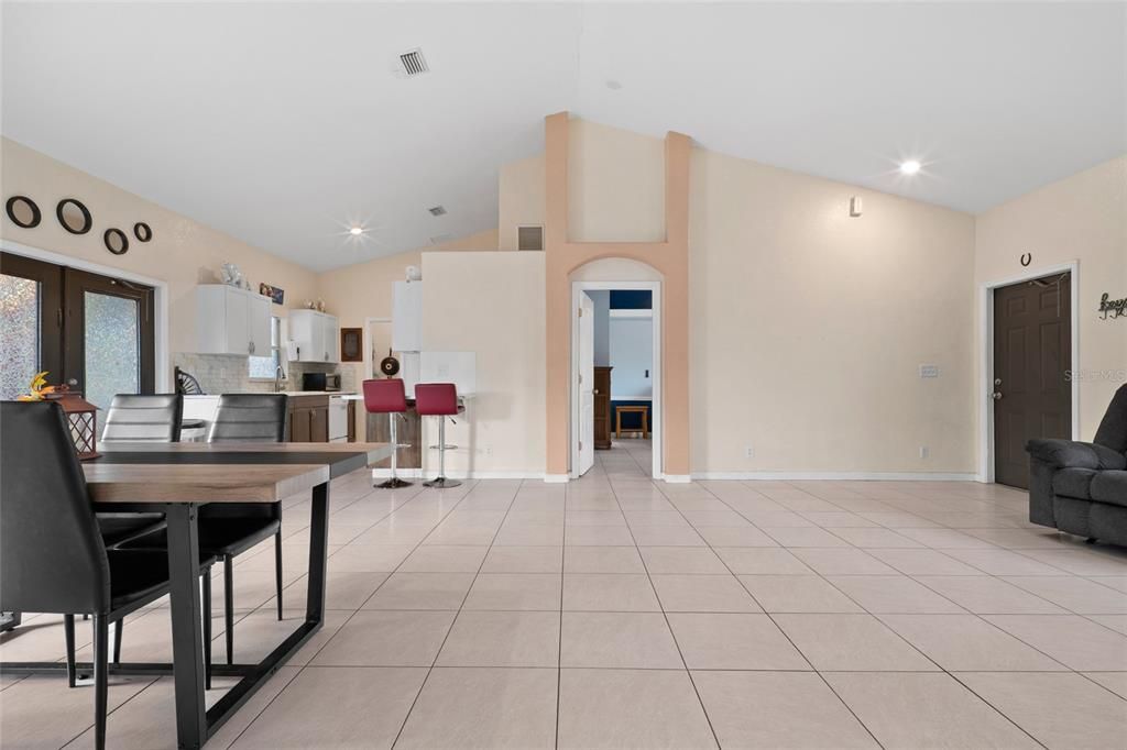 For Sale: $315,000 (4 beds, 2 baths, 1536 Square Feet)