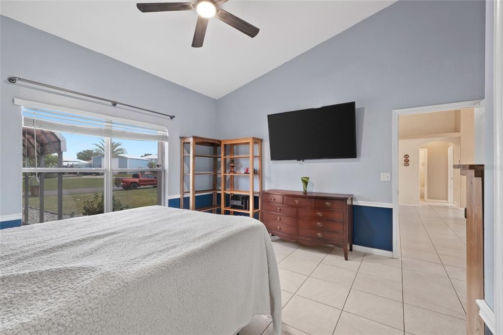 For Sale: $315,000 (4 beds, 2 baths, 1536 Square Feet)