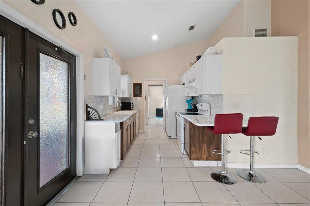 For Sale: $315,000 (4 beds, 2 baths, 1536 Square Feet)