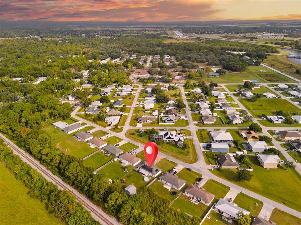 For Sale: $315,000 (4 beds, 2 baths, 1536 Square Feet)