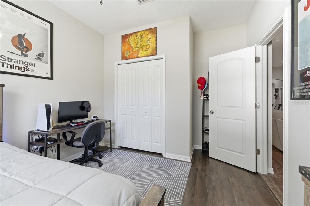 На продажу: $349,000 (4 спален, 2 ванн, 1894 Квадратных фут)