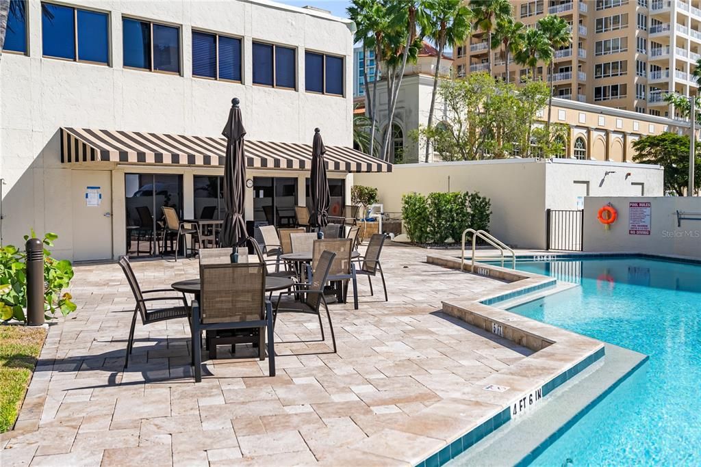 En Venta: $1,394,000 (2 camas, 2 baños, 1655 Pies cuadrados)