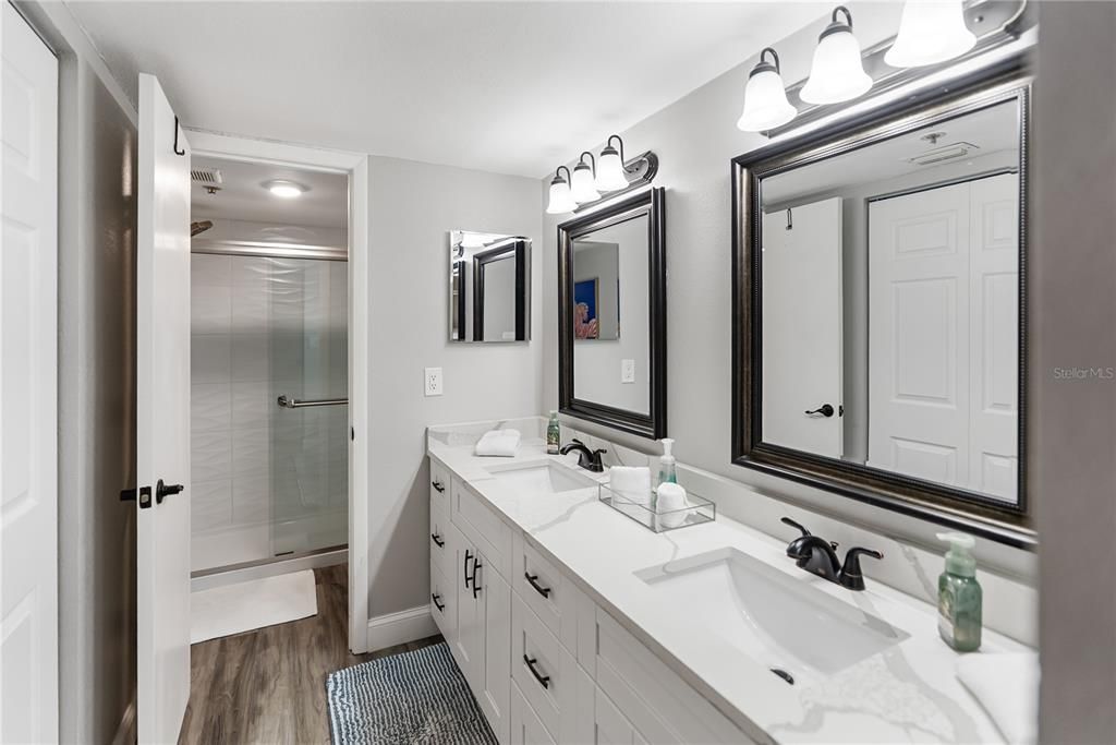 En Venta: $1,394,000 (2 camas, 2 baños, 1655 Pies cuadrados)