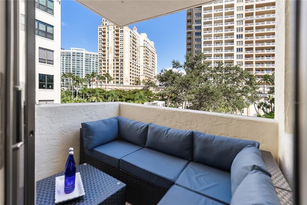 En Venta: $1,394,000 (2 camas, 2 baños, 1655 Pies cuadrados)