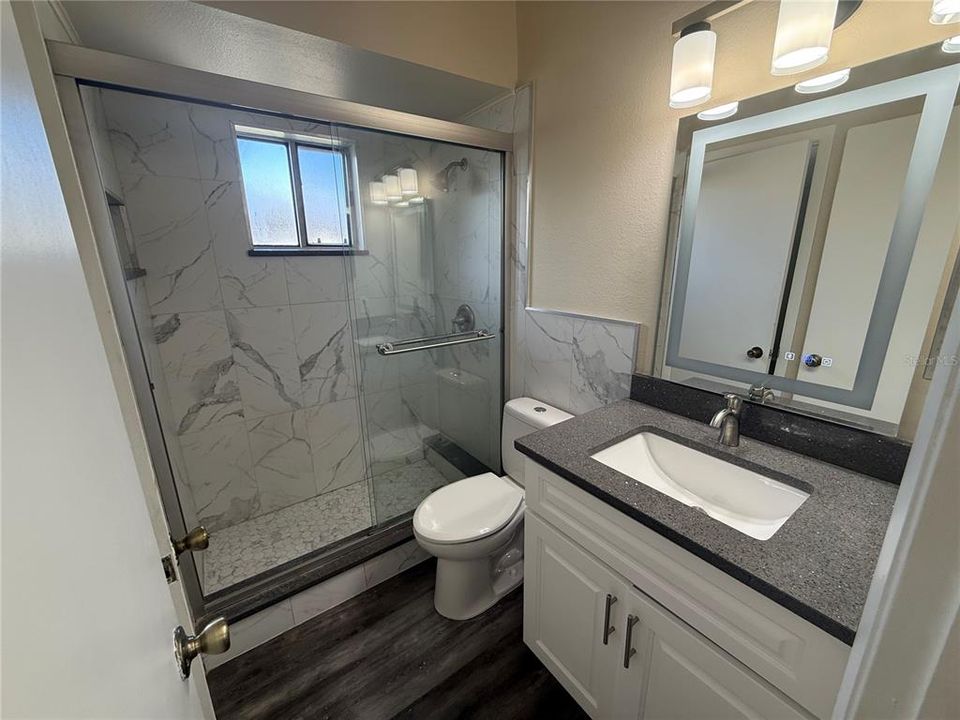 For Sale: $255,000 (2 beds, 1 baths, 1144 Square Feet)