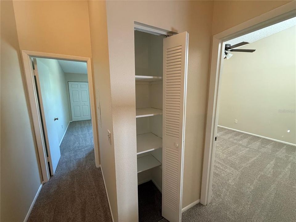 For Sale: $255,000 (2 beds, 1 baths, 1144 Square Feet)