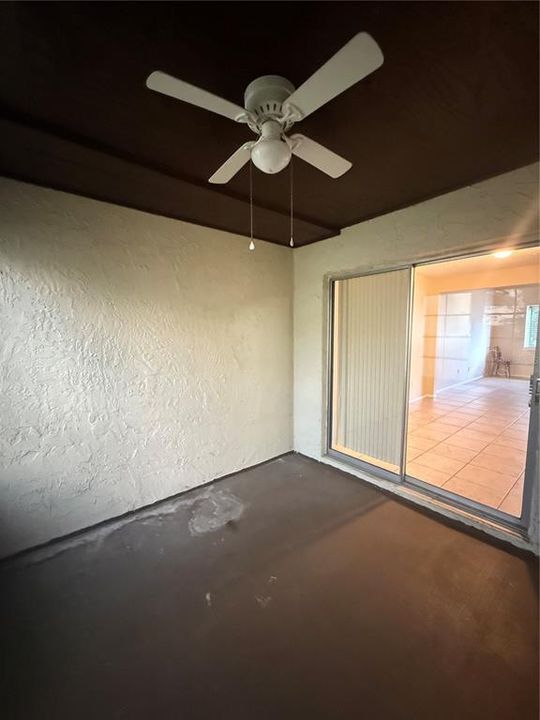 For Sale: $255,000 (2 beds, 1 baths, 1144 Square Feet)