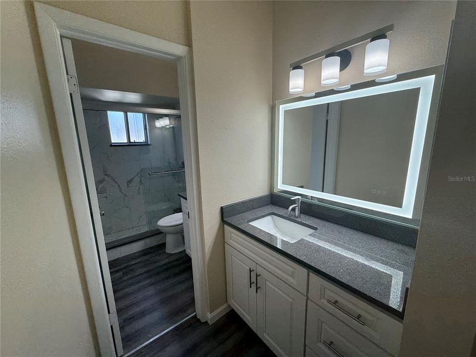 For Sale: $255,000 (2 beds, 1 baths, 1144 Square Feet)