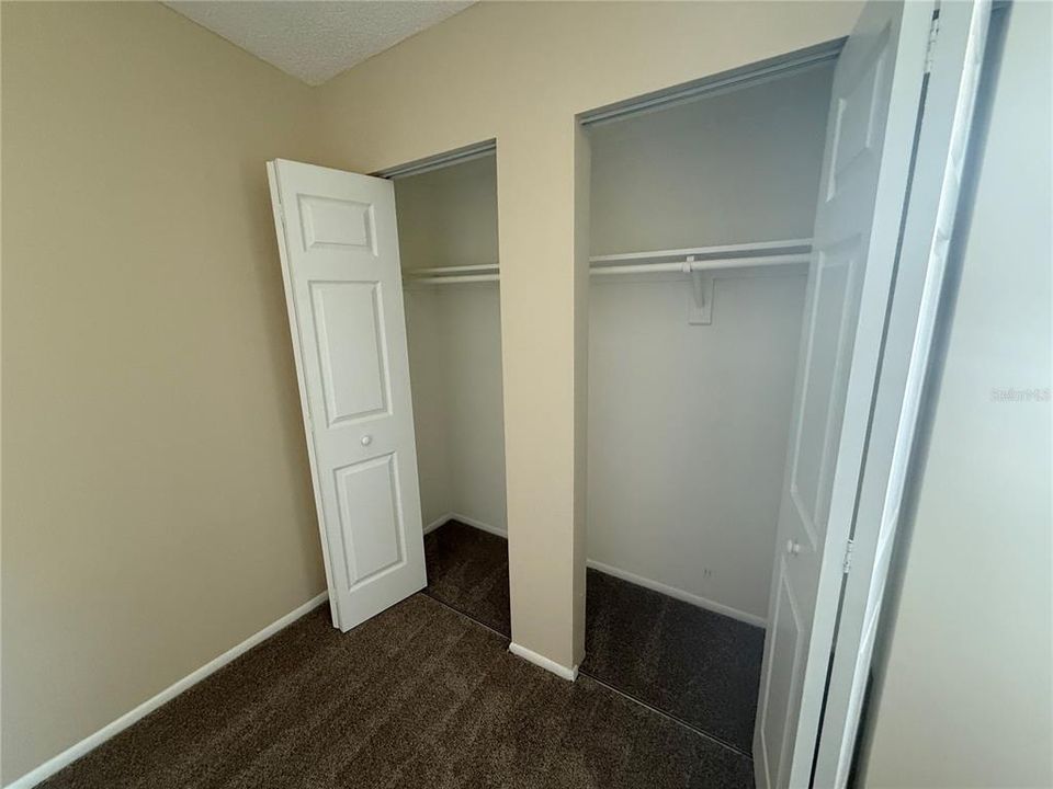 For Sale: $255,000 (2 beds, 1 baths, 1144 Square Feet)