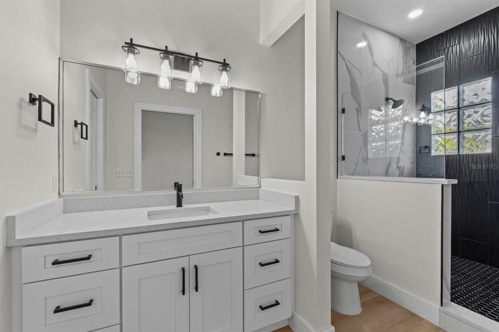 For Rent: $2,900 (4 beds, 2 baths, 1480 Square Feet)