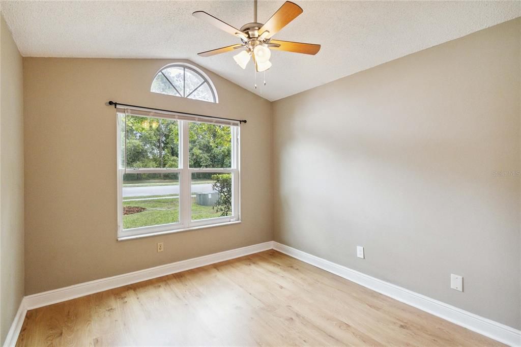 En Venta: $414,998 (3 camas, 2 baños, 1619 Pies cuadrados)