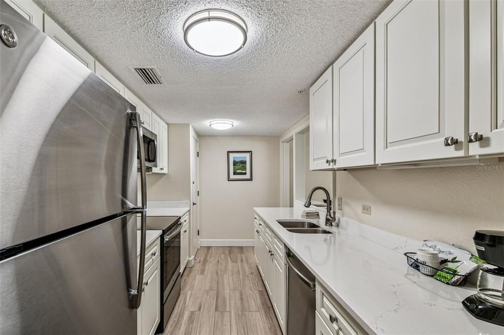 En Venta: $399,900 (2 camas, 2 baños, 1210 Pies cuadrados)