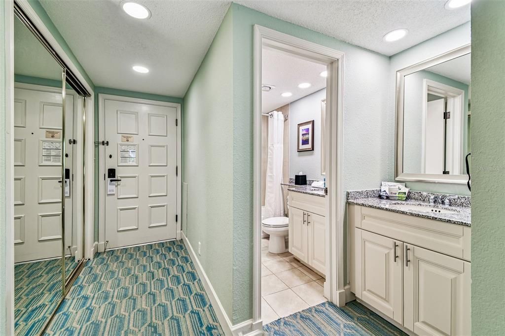 En Venta: $399,900 (2 camas, 2 baños, 1210 Pies cuadrados)