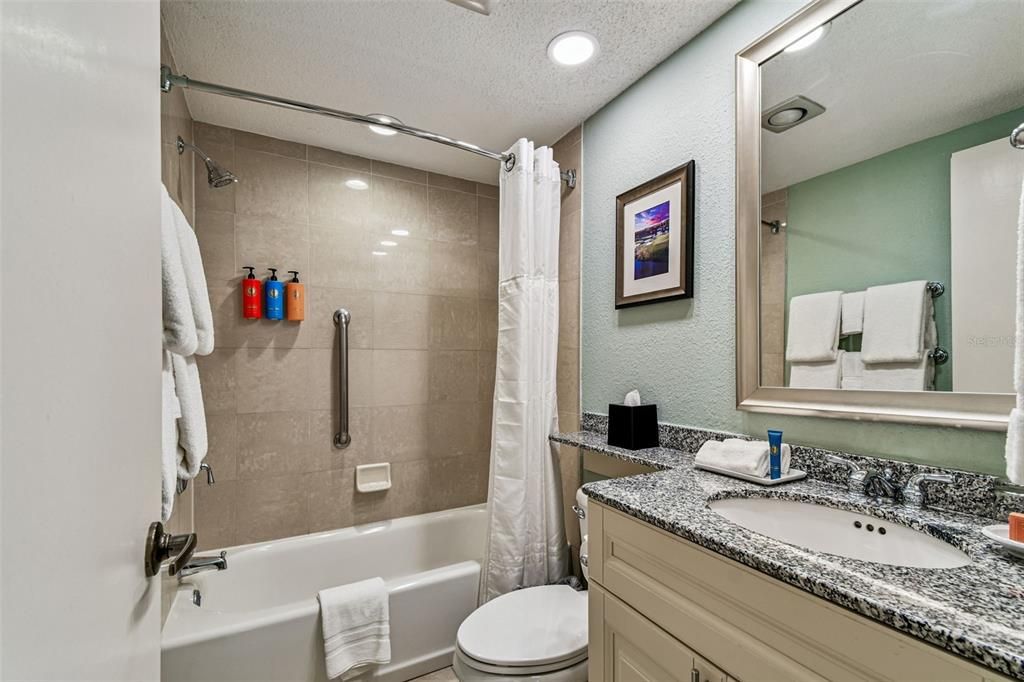 En Venta: $399,900 (2 camas, 2 baños, 1210 Pies cuadrados)