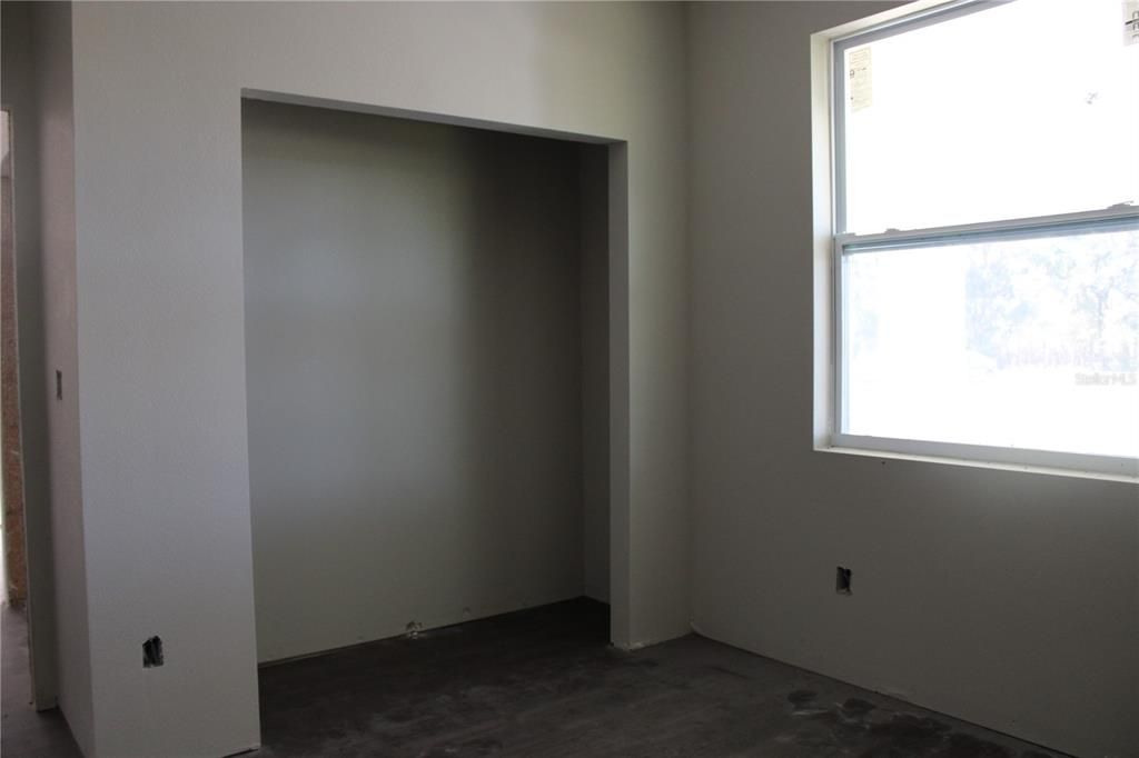 Active With Contract: $340,000 (3 beds, 3 baths, 1876 Square Feet)